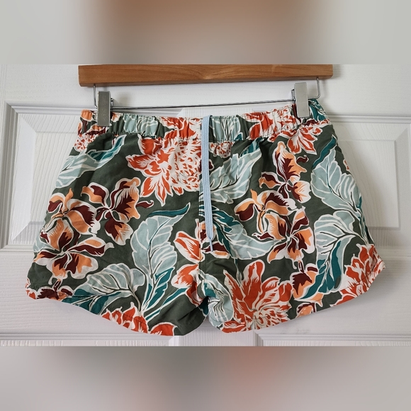 Patagonia Pants - Patagonia Barely Baggies Shorts